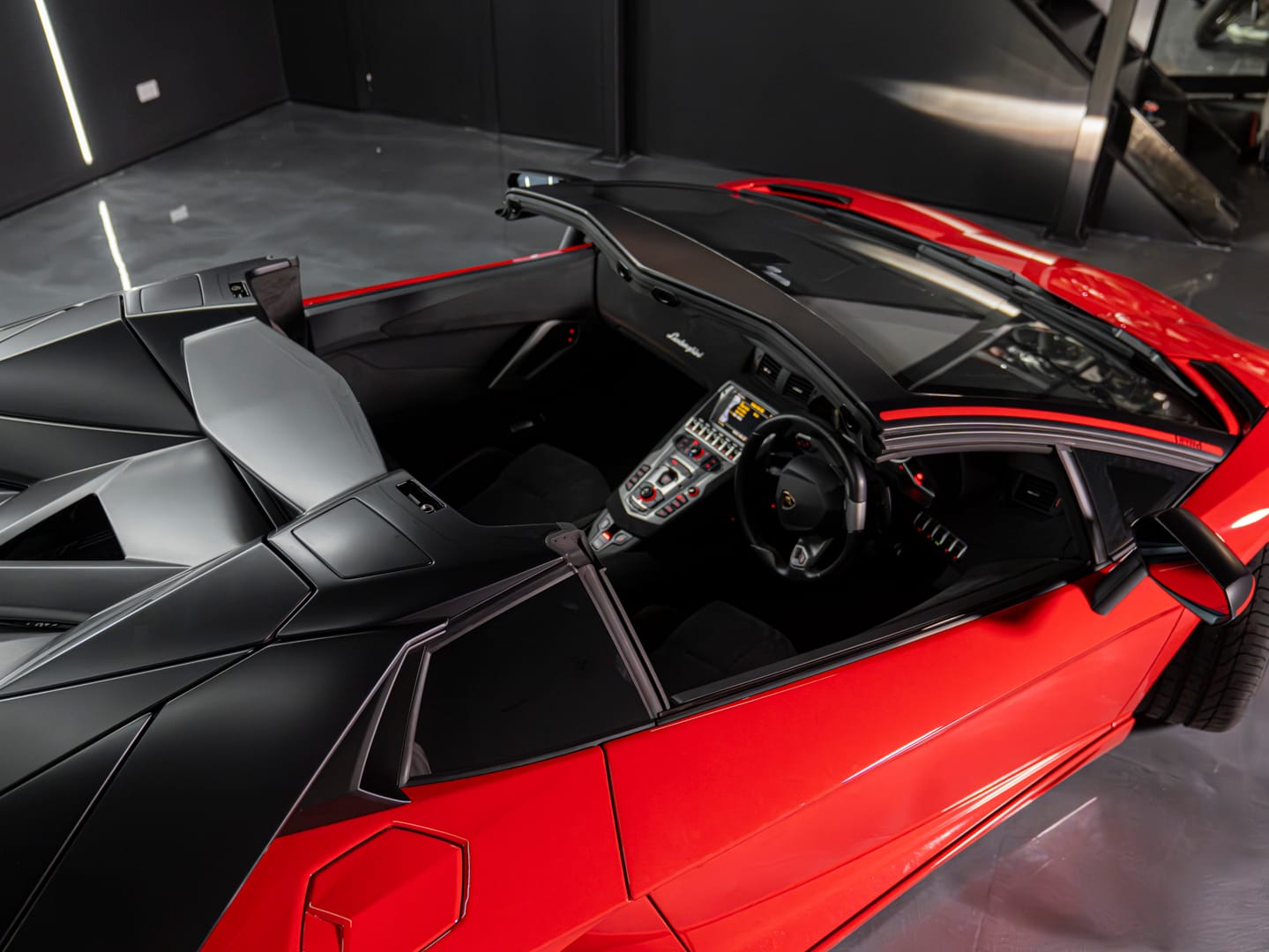 Lamborghini Aventador Pirelli Edition 7