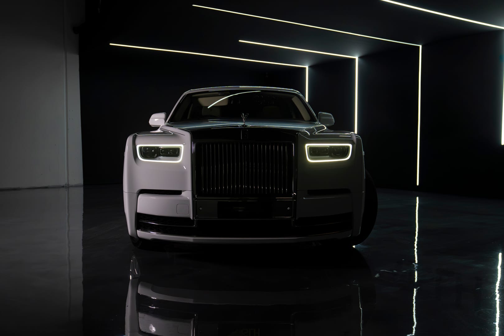RR Phantom 1