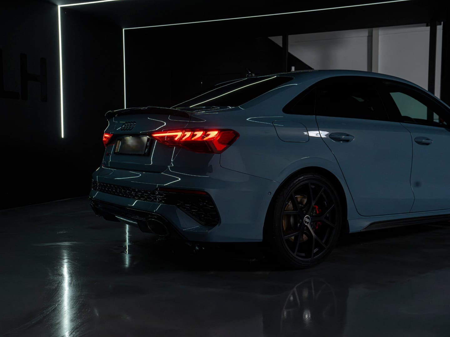 audi rs3 blue 12
