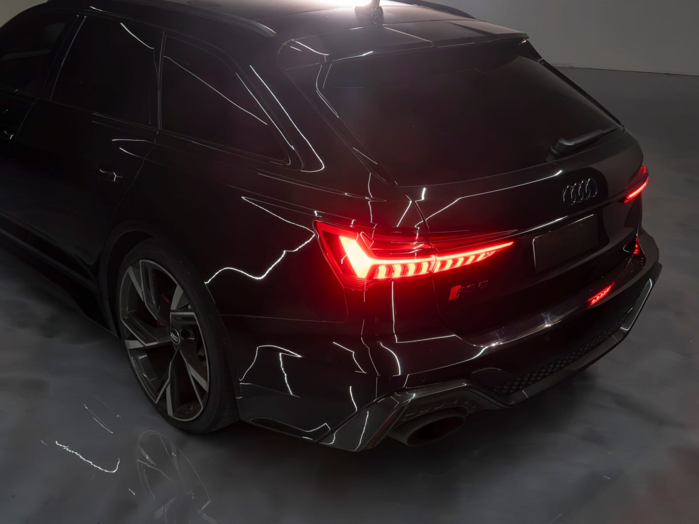 audi rs6 12