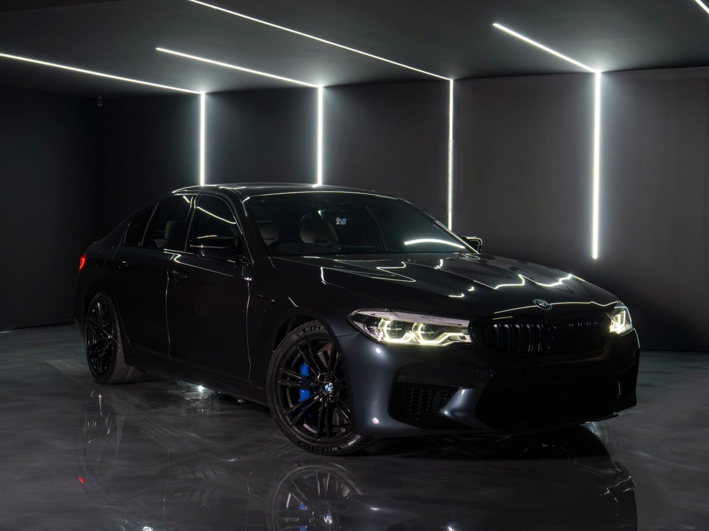 bmw m5 competition black 1