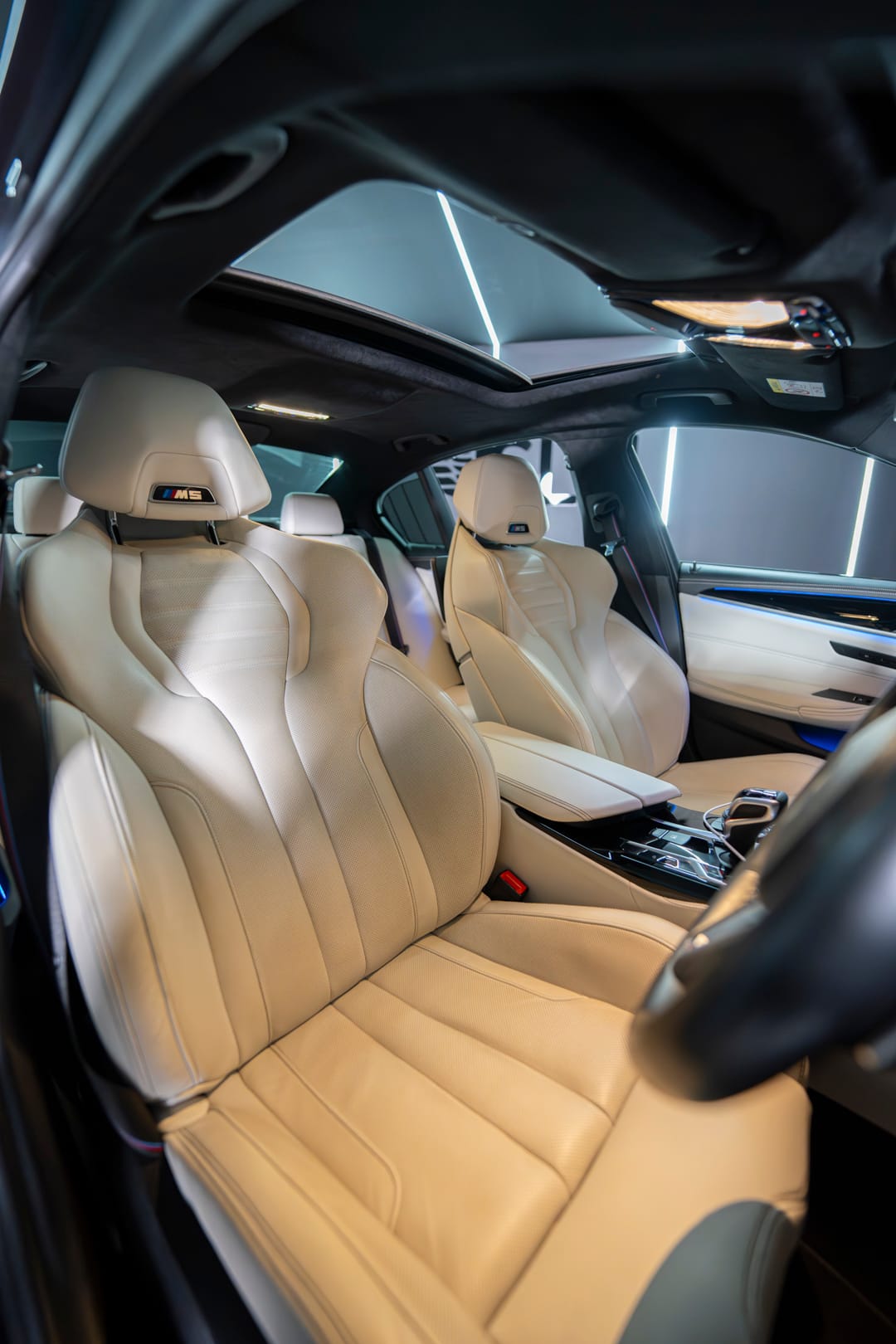 bmw m5 competition black 7