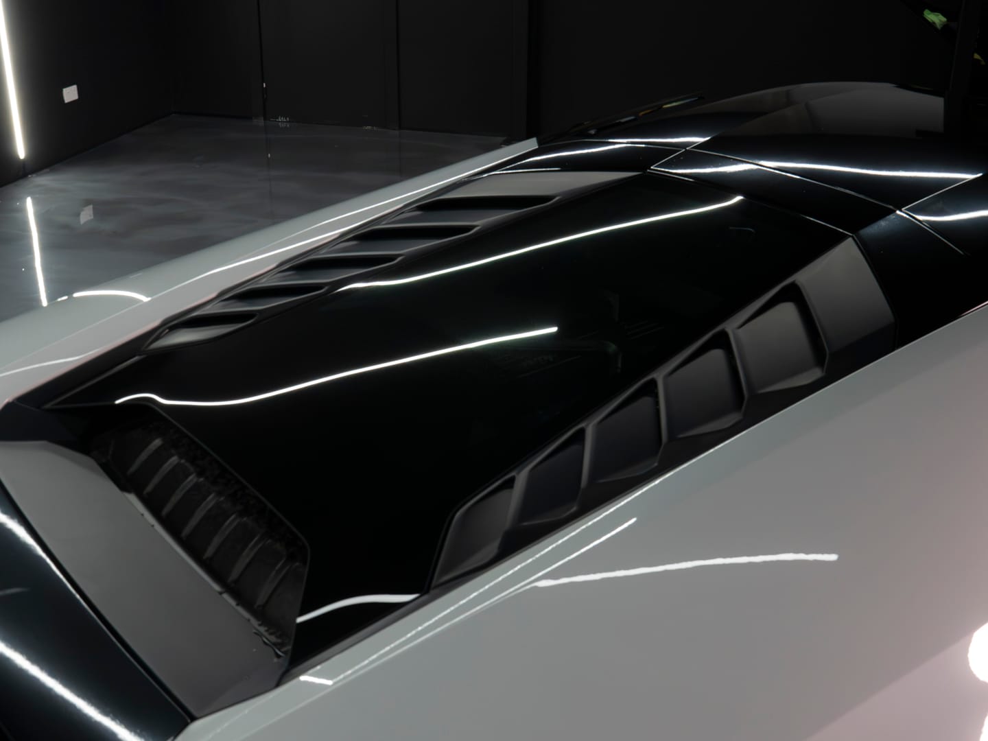 lamborghini hurrucan 16