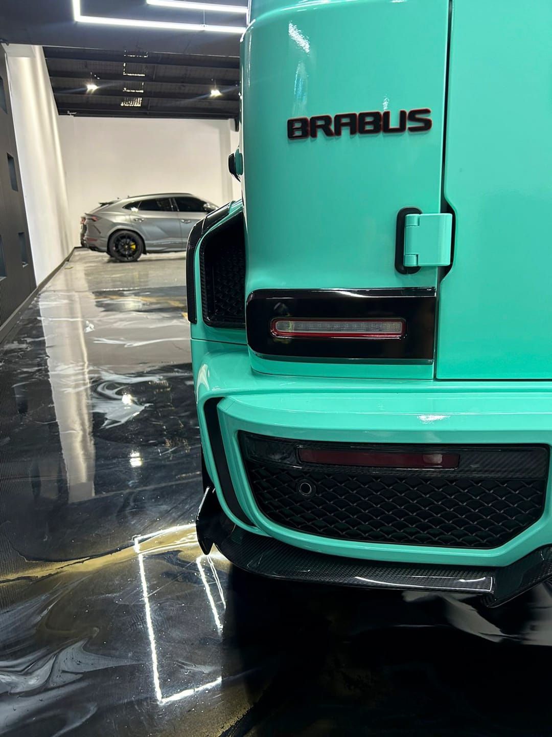 mecedes g63 brabus G900 4