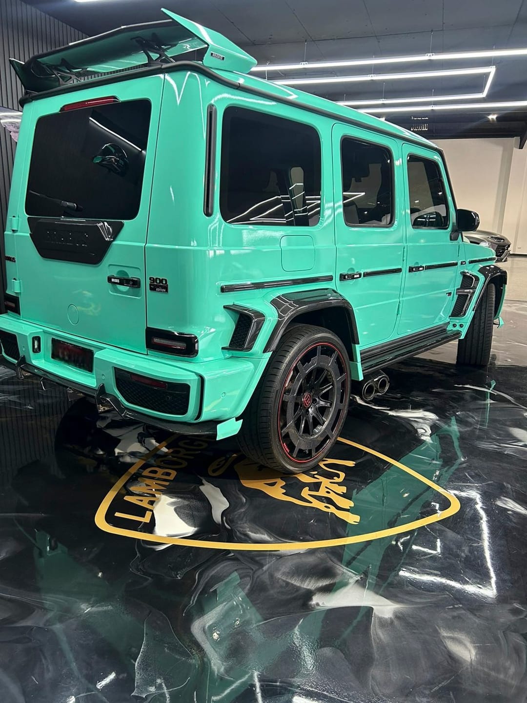 mecedes g63 brabus G900 5