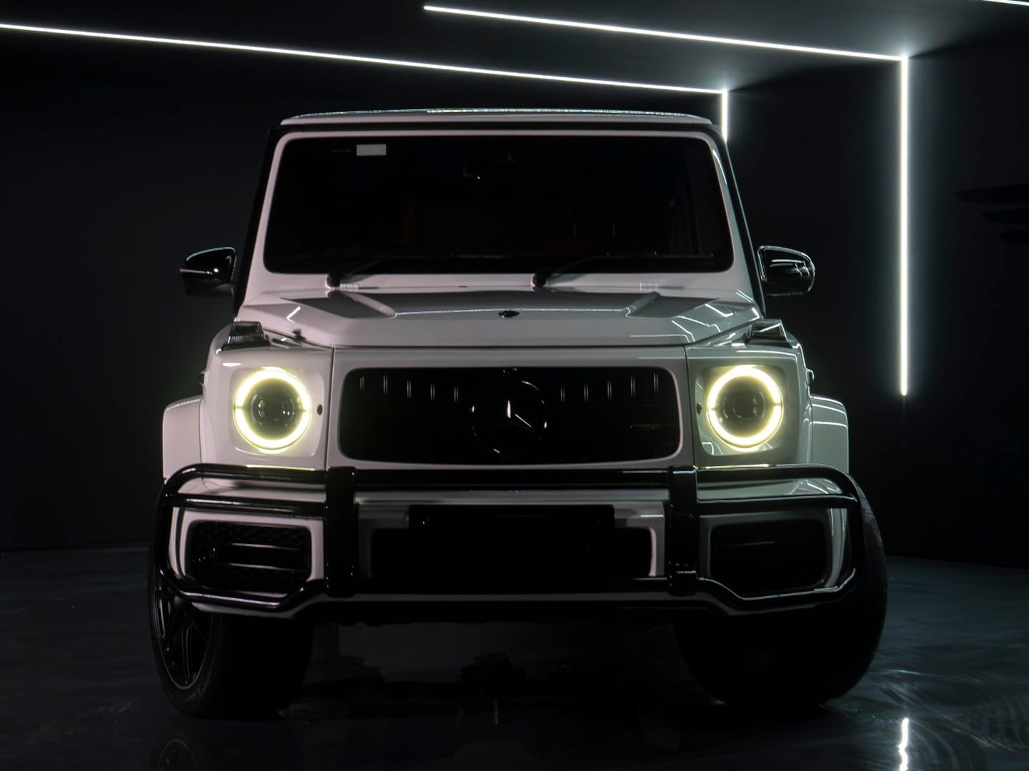 mercedese g63 white 2