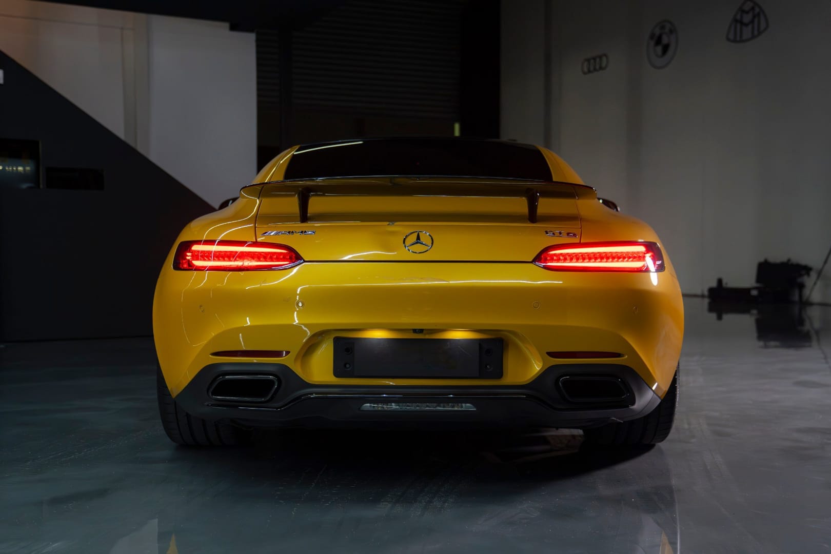 mercedese gt63s 8